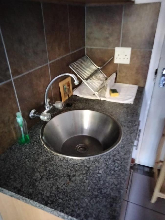 Aandrus Guesthouse Bloemfontein Luaran gambar