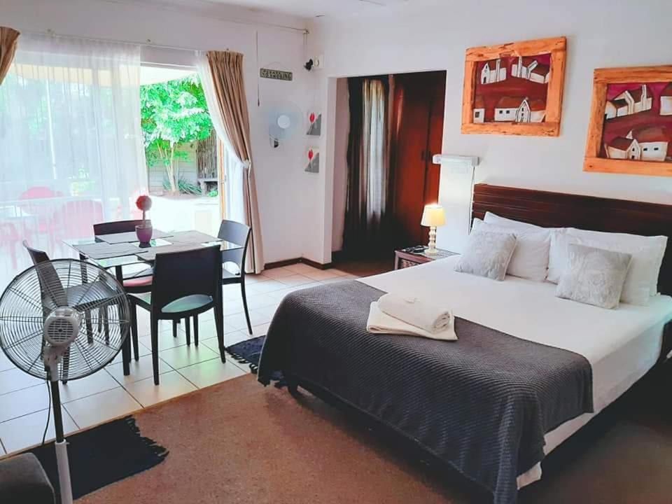 Aandrus Guesthouse Bloemfontein Luaran gambar
