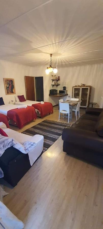 Aandrus Guesthouse Bloemfontein Luaran gambar