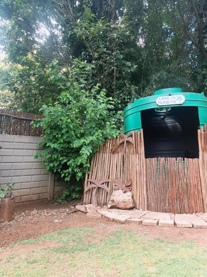 Aandrus Guesthouse Bloemfontein Luaran gambar